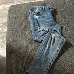 Almost Famous size 7 Women's Blue Distressed Jeans